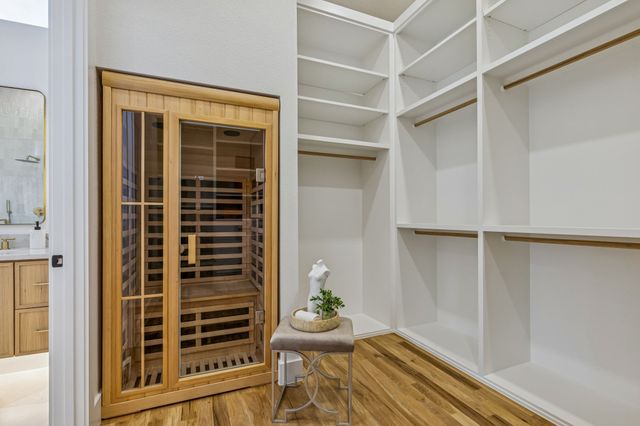 1209 Queen Peggy Lane, Lewisville, TX 75056