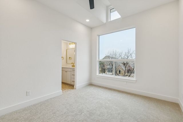 1209 Queen Peggy Lane, Lewisville, TX 75056