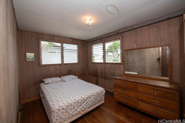 94-1151 Awalai Street, Waipahu, HI 96797