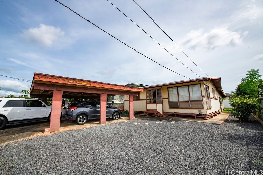 94-1151 Awalai Street, Waipahu, HI 96797