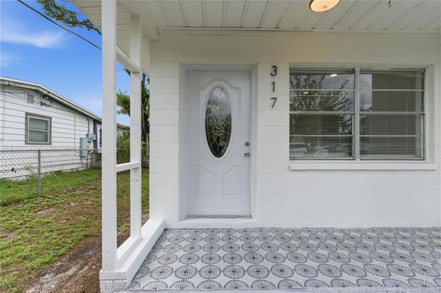 317 E HYDRANGIA STREET, Tampa, FL 33612
