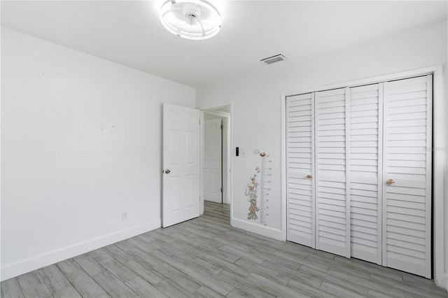 317 E HYDRANGIA STREET, Tampa, FL 33612