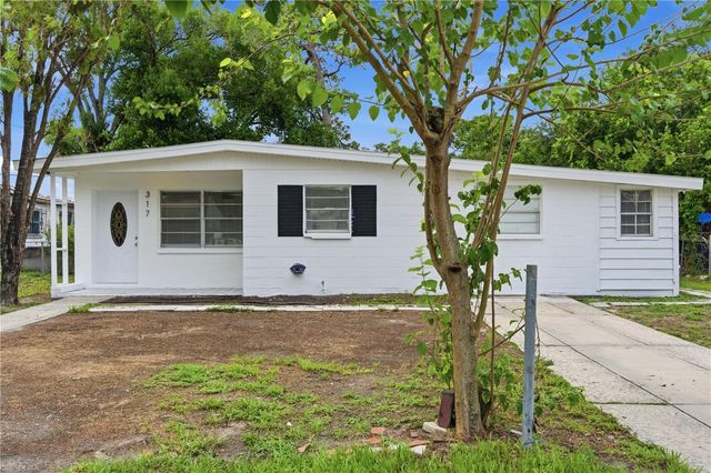 317 E HYDRANGIA STREET, Tampa, FL 33612