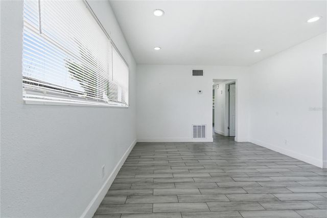 317 E HYDRANGIA STREET, Tampa, FL 33612