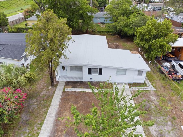 317 E HYDRANGIA STREET, Tampa, FL 33612
