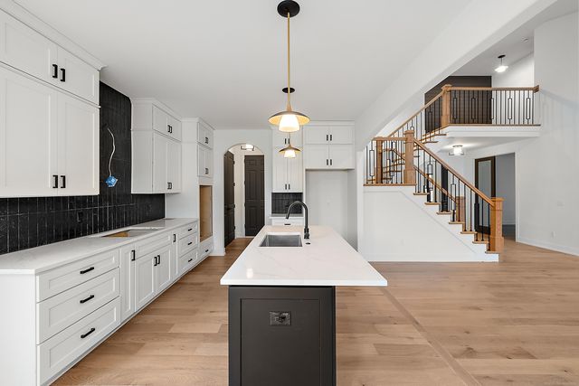 42451 Magnolia Drive, Sterling Heights, MI 48314
