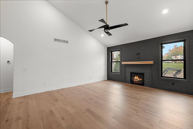 42451 Magnolia Drive, Sterling Heights, MI 48314