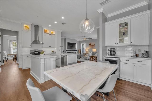 3827 HAWS LANE, Orlando, FL 32814