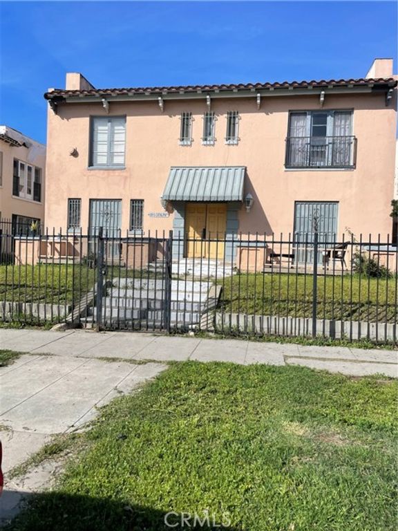 109 S Catalina Street, Los Angeles, CA 90004