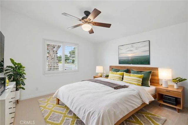 300 Esther Street, Costa Mesa, CA 92627