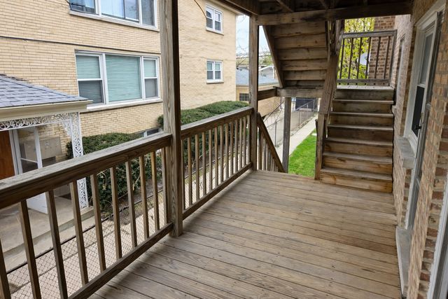 5834 W Montrose Avenue 1S, Chicago, IL 60634