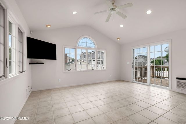 308 New Jersey Avenue, Point Pleasant Beach, NJ 08742