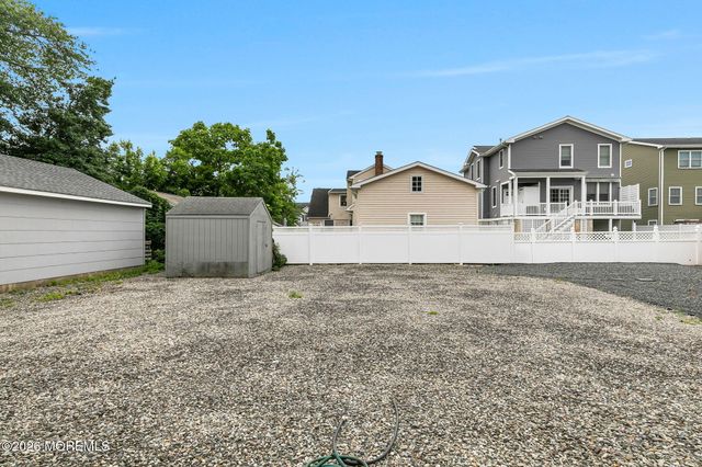 308 New Jersey Avenue, Point Pleasant Beach, NJ 08742