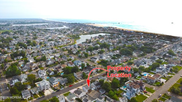 308 New Jersey Avenue, Point Pleasant Beach, NJ 08742