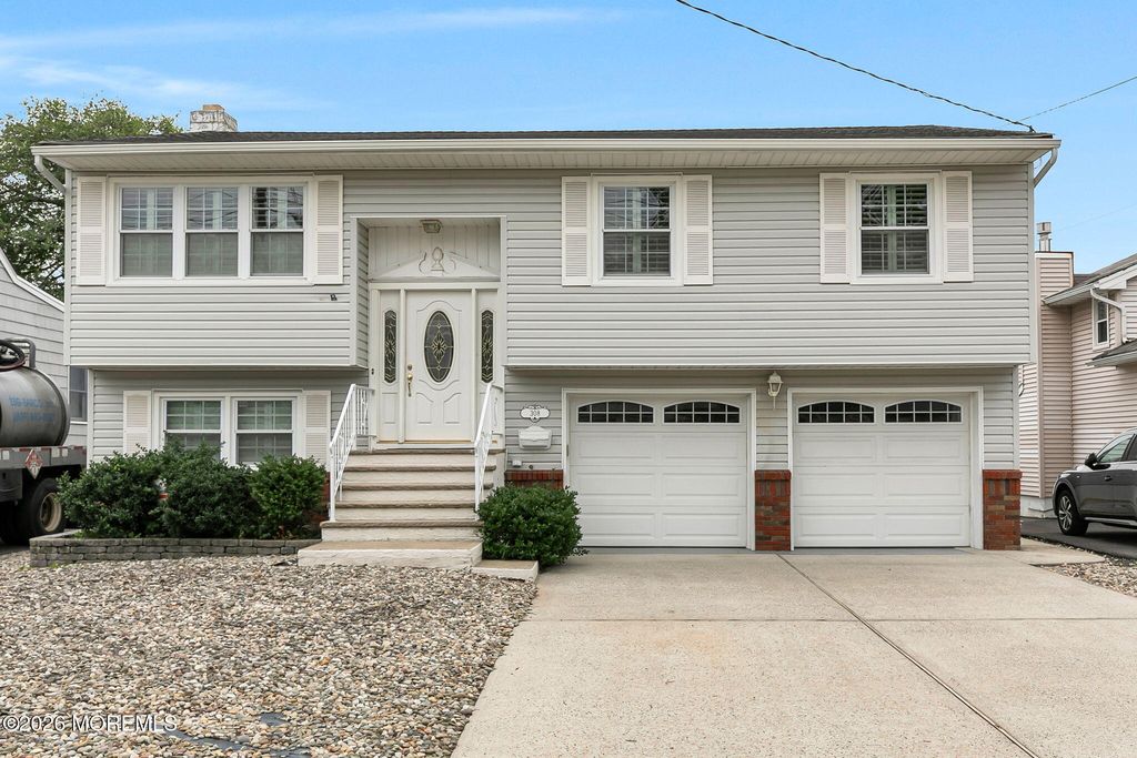 308 New Jersey Avenue, Point Pleasant Beach, NJ 08742
