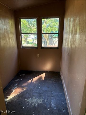 623 Bunker Hill Road, Ashtabula, OH 44004