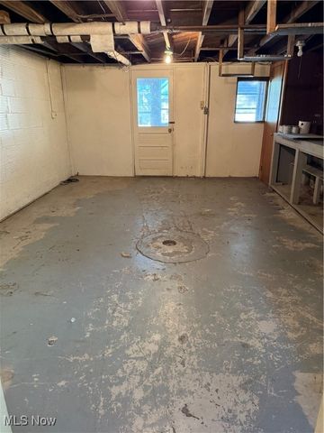 623 Bunker Hill Road, Ashtabula, OH 44004