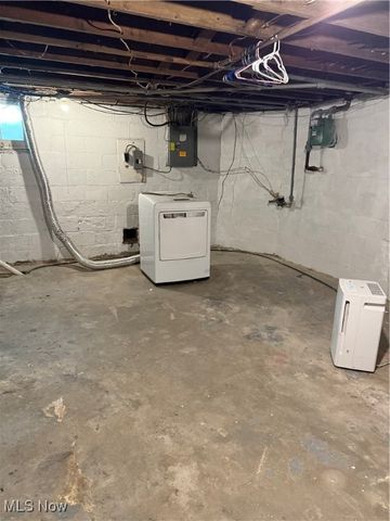 623 Bunker Hill Road, Ashtabula, OH 44004