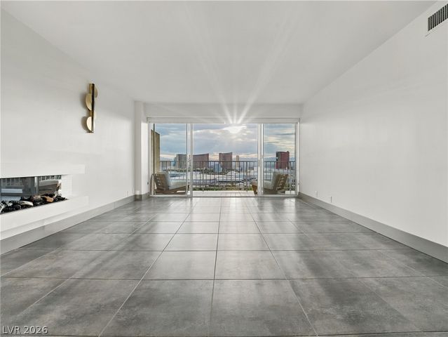 3111 Bel Air Drive 24A, Las Vegas, NV 89109