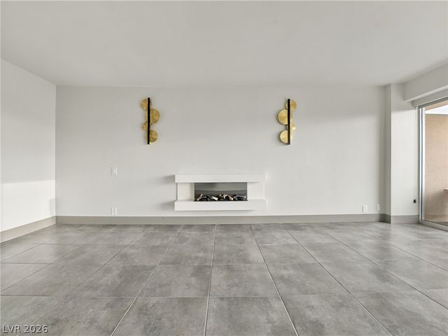 3111 Bel Air Drive 24A, Las Vegas, NV 89109