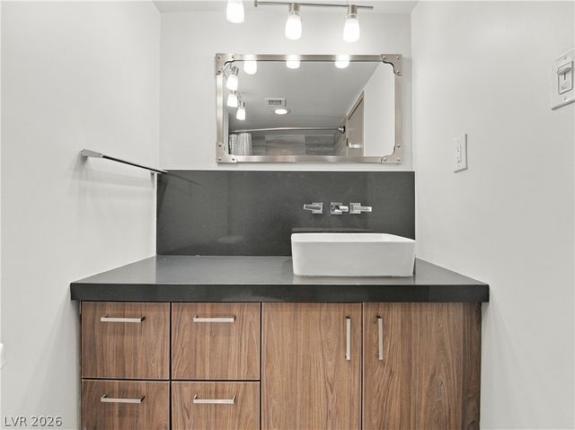 3111 Bel Air Drive 24A, Las Vegas, NV 89109