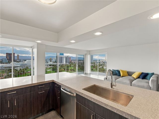 3111 Bel Air Drive 24A, Las Vegas, NV 89109