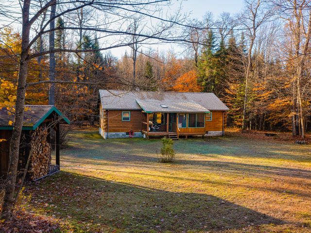 134 Haystack Mountain Road, Piercefield, NY 12973