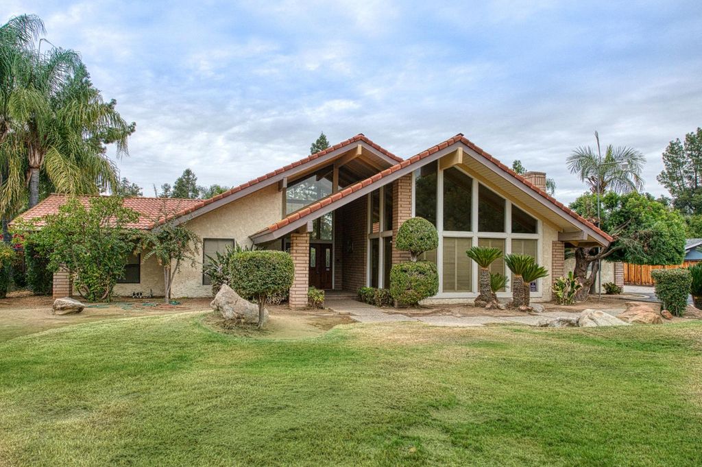 Image 45 of property listing at 5453 E Butler Avenue, Fresno, CA 93727