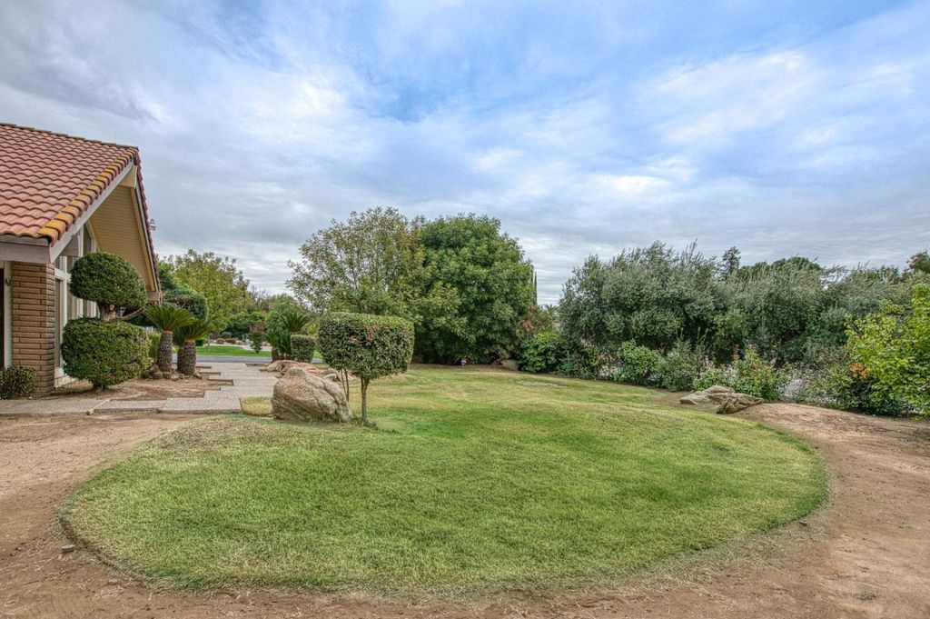 Image 47 of property listing at 5453 E Butler Avenue, Fresno, CA 93727