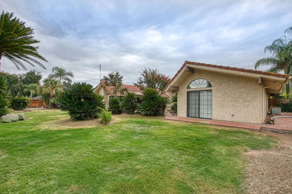 Image 51 of property listing at 5453 E Butler Avenue, Fresno, CA 93727