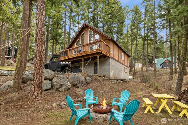 1051 Highland Loop, Ronald, WA 98940