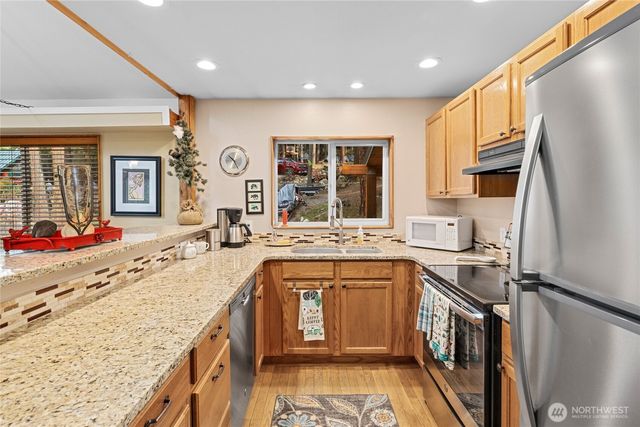 1051 Highland Loop, Ronald, WA 98940