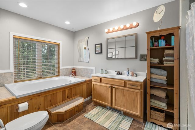 1051 Highland Loop, Ronald, WA 98940