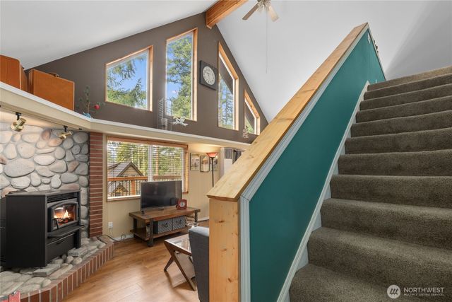 1051 Highland Loop, Ronald, WA 98940