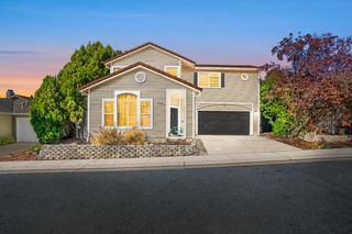 8333 Deer Spring Cir, Antelope, CA 95843