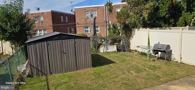 2806 WALNUT HILL ST, Philadelphia, PA 19152