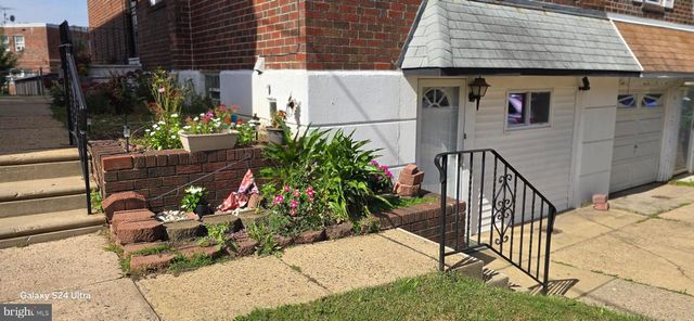 2806 WALNUT HILL ST, Philadelphia, PA 19152