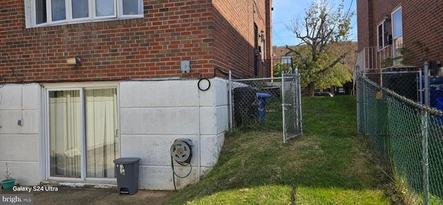 2806 WALNUT HILL ST, Philadelphia, PA 19152