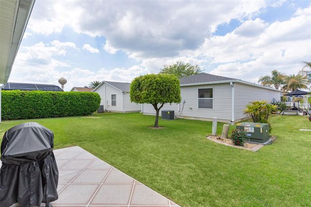 2543 RAINTREE DRIVE, The Villages, FL 32162