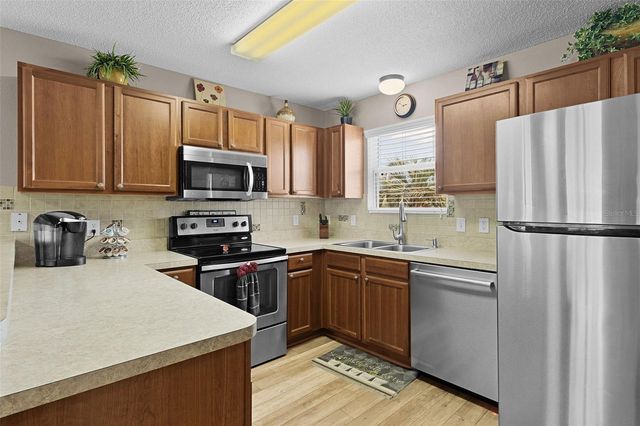 2543 RAINTREE DRIVE, The Villages, FL 32162