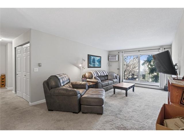 181 Little Canada Road #334, Little Canada, MN 55117