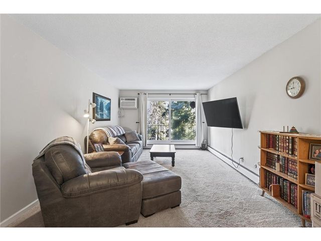 181 Little Canada Road #334, Little Canada, MN 55117