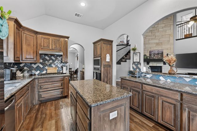 4424 Rainwater Creek Way, Celina, TX 75078