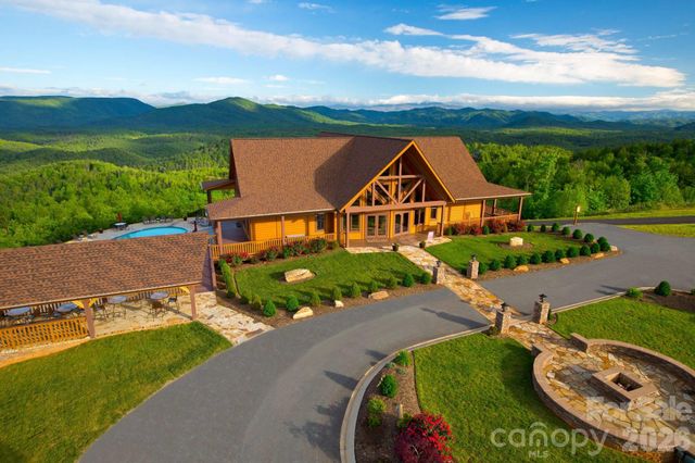 1665 Round Mountain Parkway 69, Lenoir, NC 28645