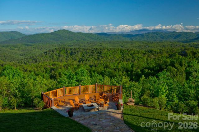 1665 Round Mountain Parkway 69, Lenoir, NC 28645