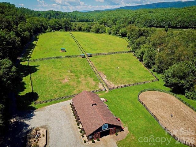 1665 Round Mountain Parkway 69, Lenoir, NC 28645