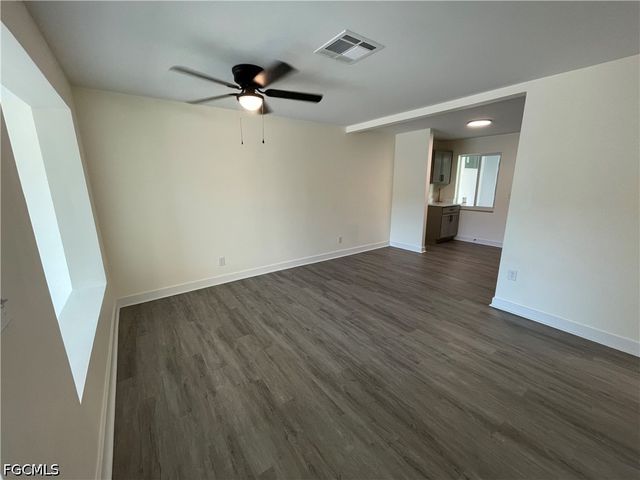 233 Cape Coral PKWY E 3, Cape Coral, FL 33904