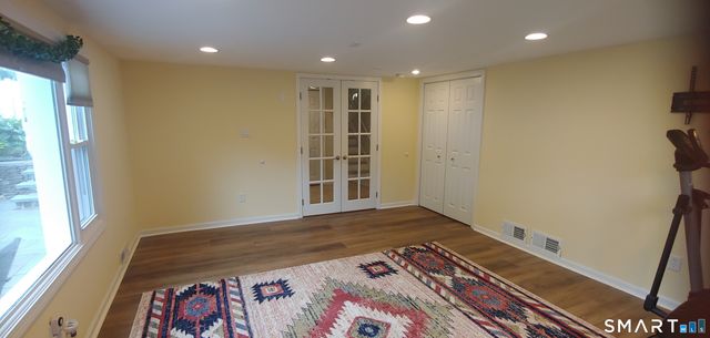 22 Vardon Road, West Hartford, CT 06117