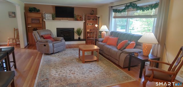 22 Vardon Road, West Hartford, CT 06117