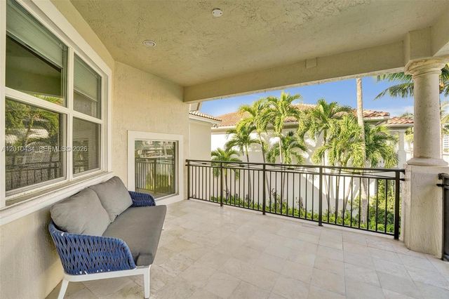 1575 Windjammer Way, Hollywood, FL 33019